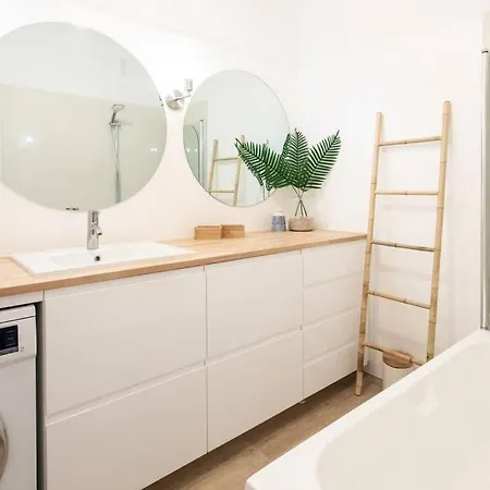 Apartamento L45 St Marguerite Sea View/ Balcon, Parking Wifi *