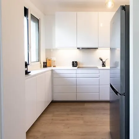 L45 St Marguerite Sea View/ Balcon, Parking Wifi Apartment